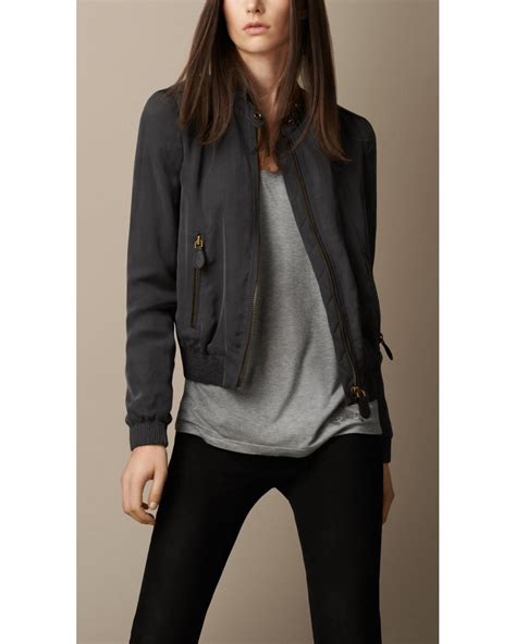 burberry lightweight jacket women